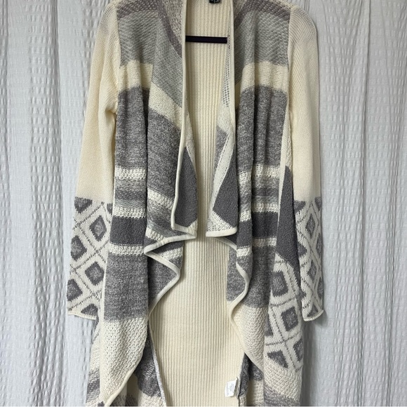Vince Textured Graphic Wool and Alpaca Cardigan Sweater Iroy/Gray Women’s XS - Picture 3 of 13